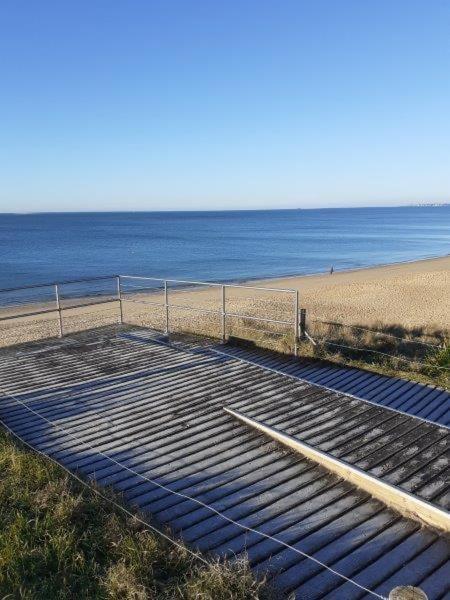 Charmant Studio Bord De Mer Plage Ste Marguerite ポミシェ エクステリア 写真